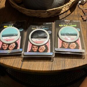 For Smiley: (do not purchase)NWT Clip-On Selfie Light - White